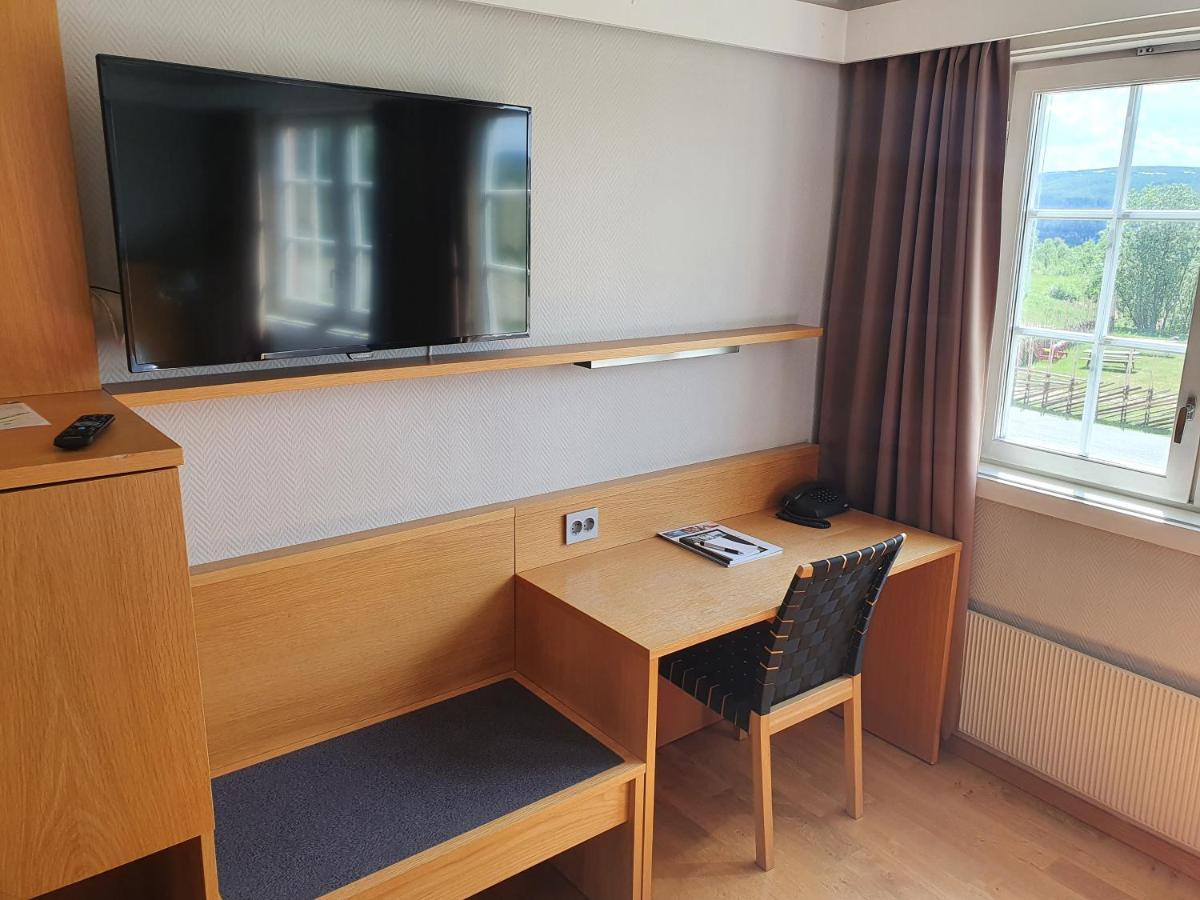 Roros Hotell - Bad & Velvaere ภายนอก รูปภาพ